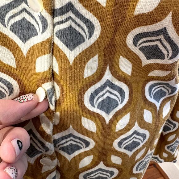 J McLaughlin Size M Cardigan Sweater Retro Print Lightweight Soft Modal Blend - Picture 9 of 15